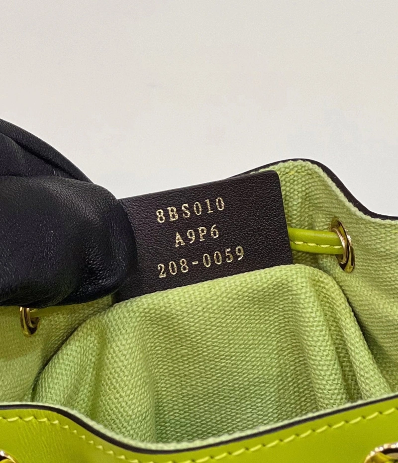 F**di bucket bags 4222c-0808