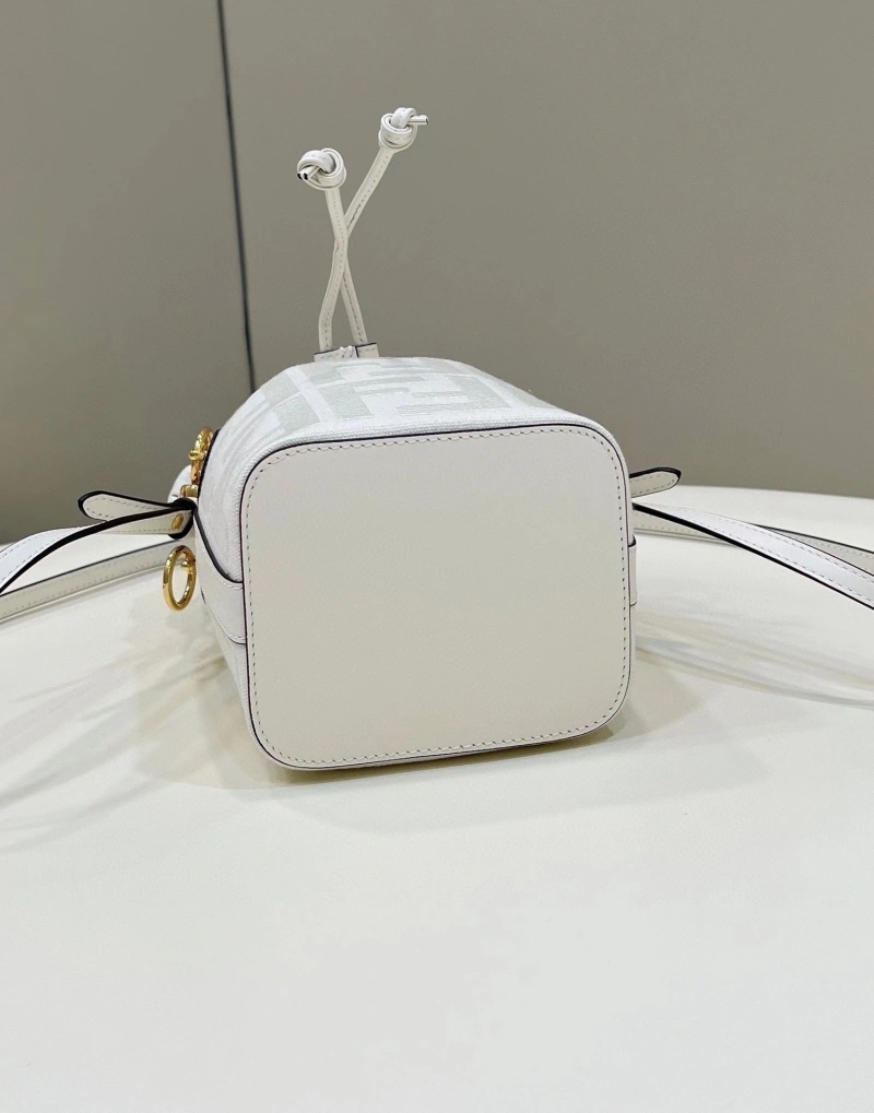 F**di bucket bags 4222c-0809