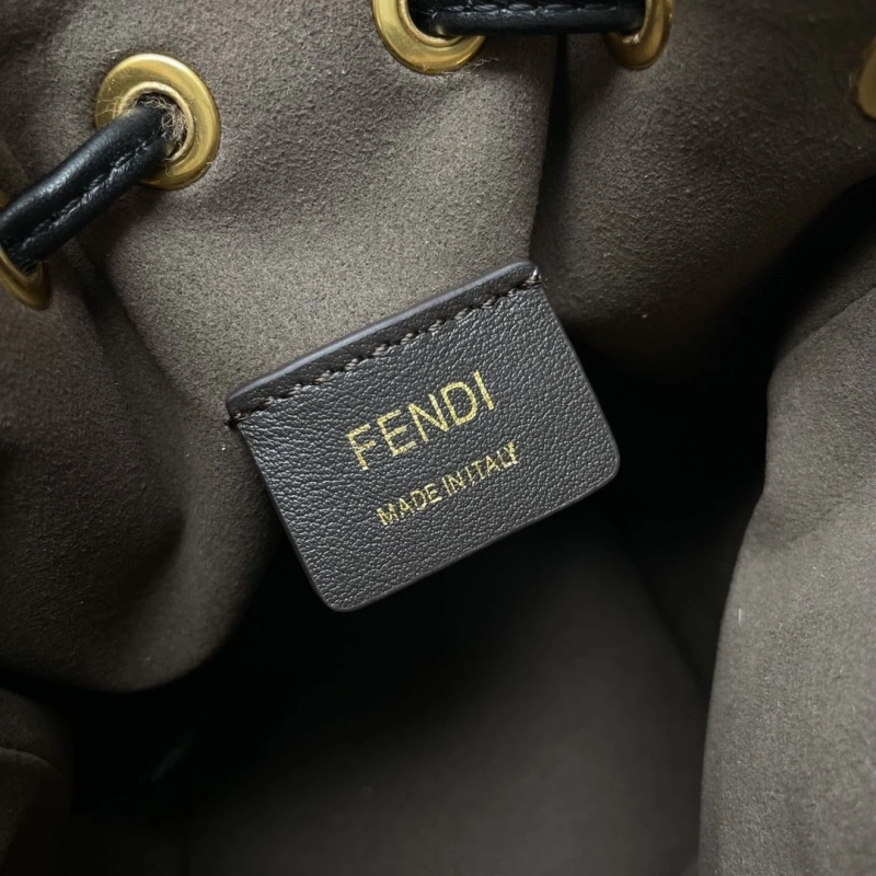 F**di bucket bags 4222c-0825