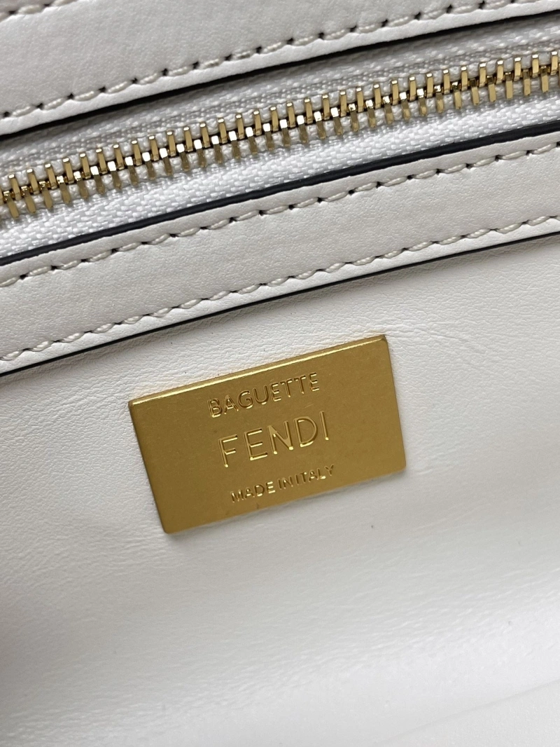 F**di baguette bags 4222c-0832