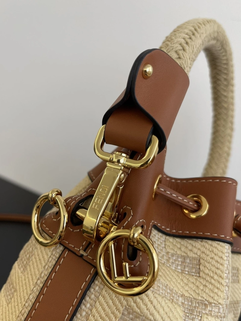 F**di bucket bags 4222c-0843