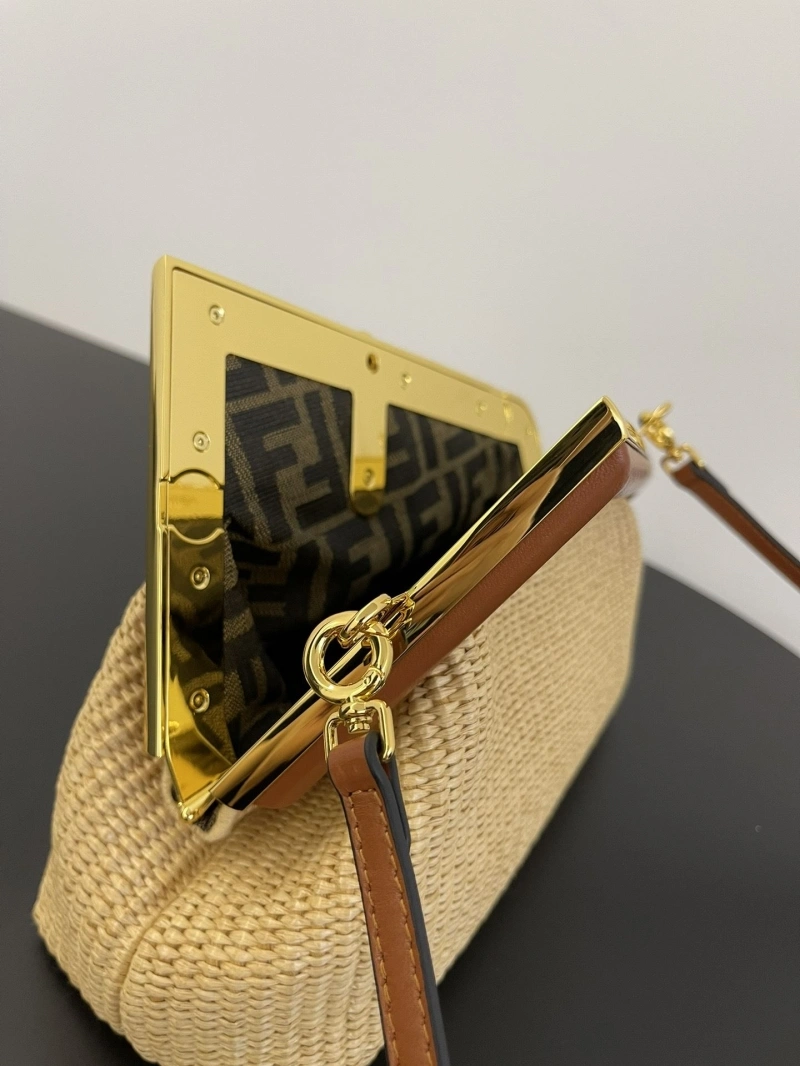 F**di first bags 4222c-0845