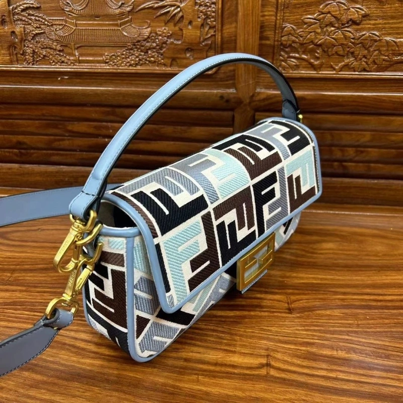 F**di baguette bags 4222c-0848