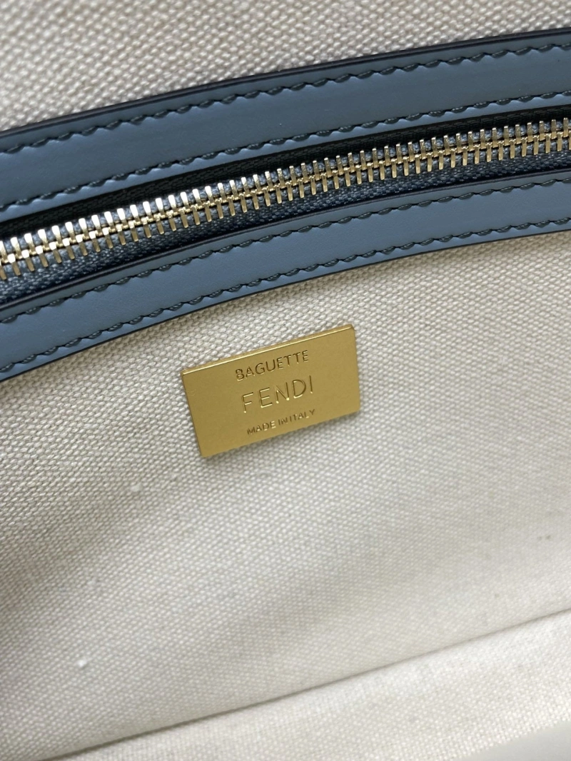 F**di baguette bags 4222c-0861