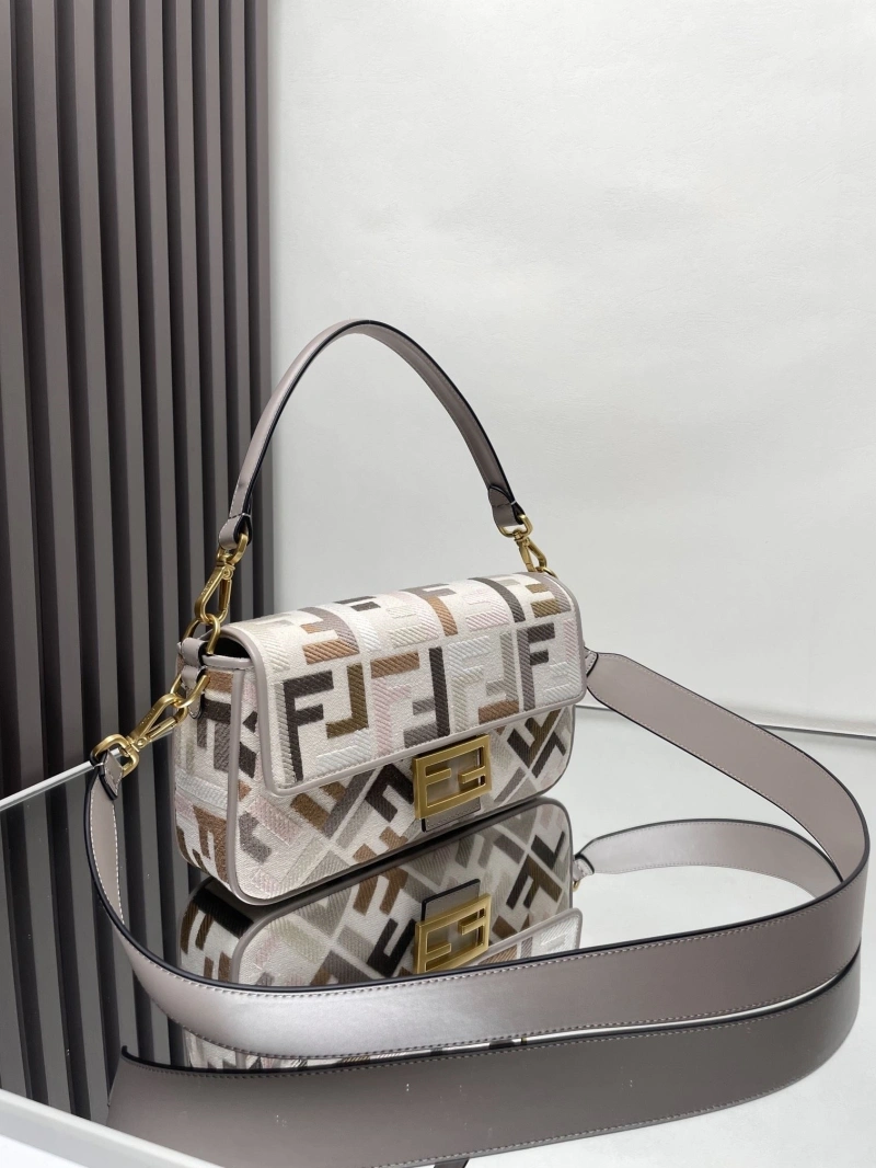 F**di baguette bags 4222c-0864