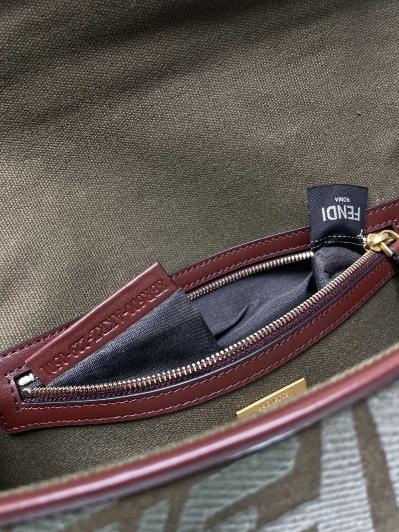 F**di baguette bags 4222c-0865