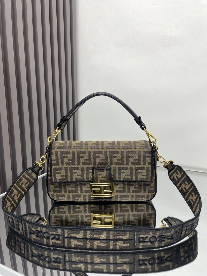 F**di baguette bags 4222c-0866