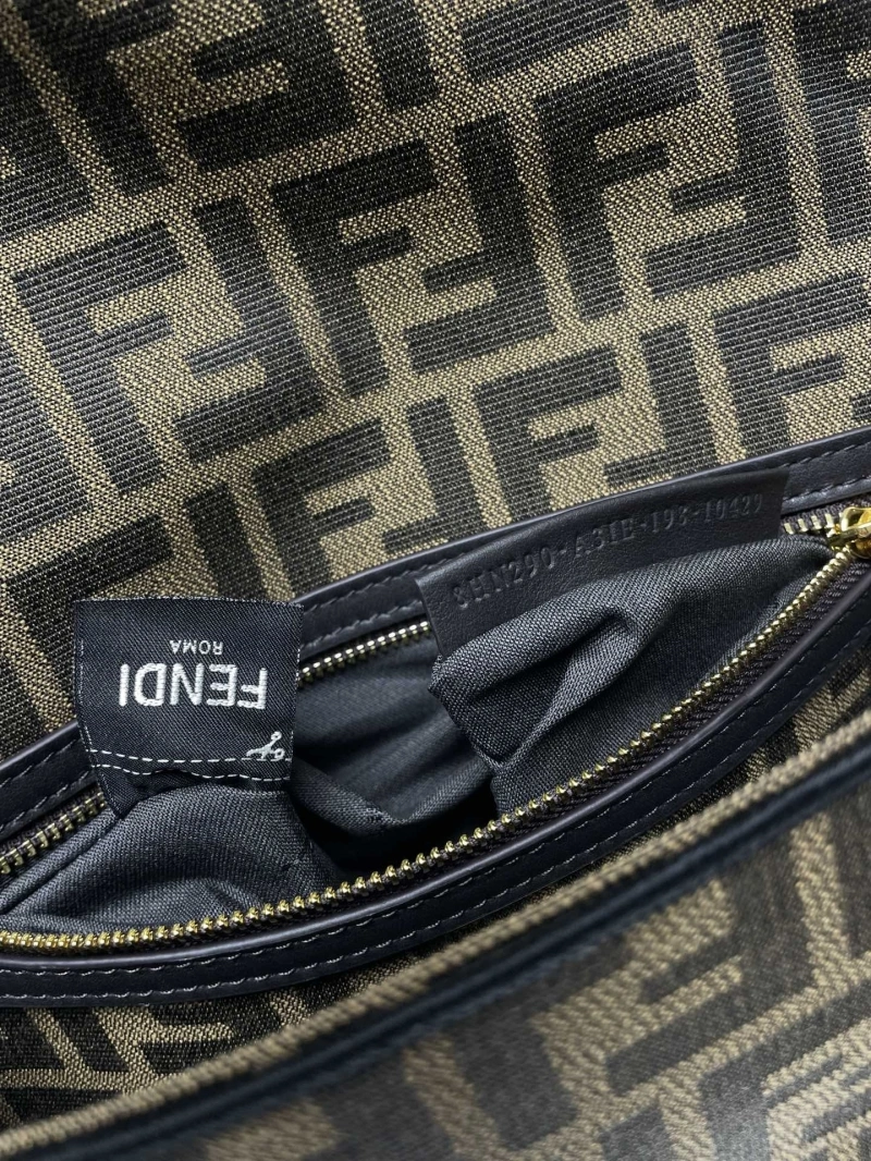 F**di baguette bags 4222c-0866