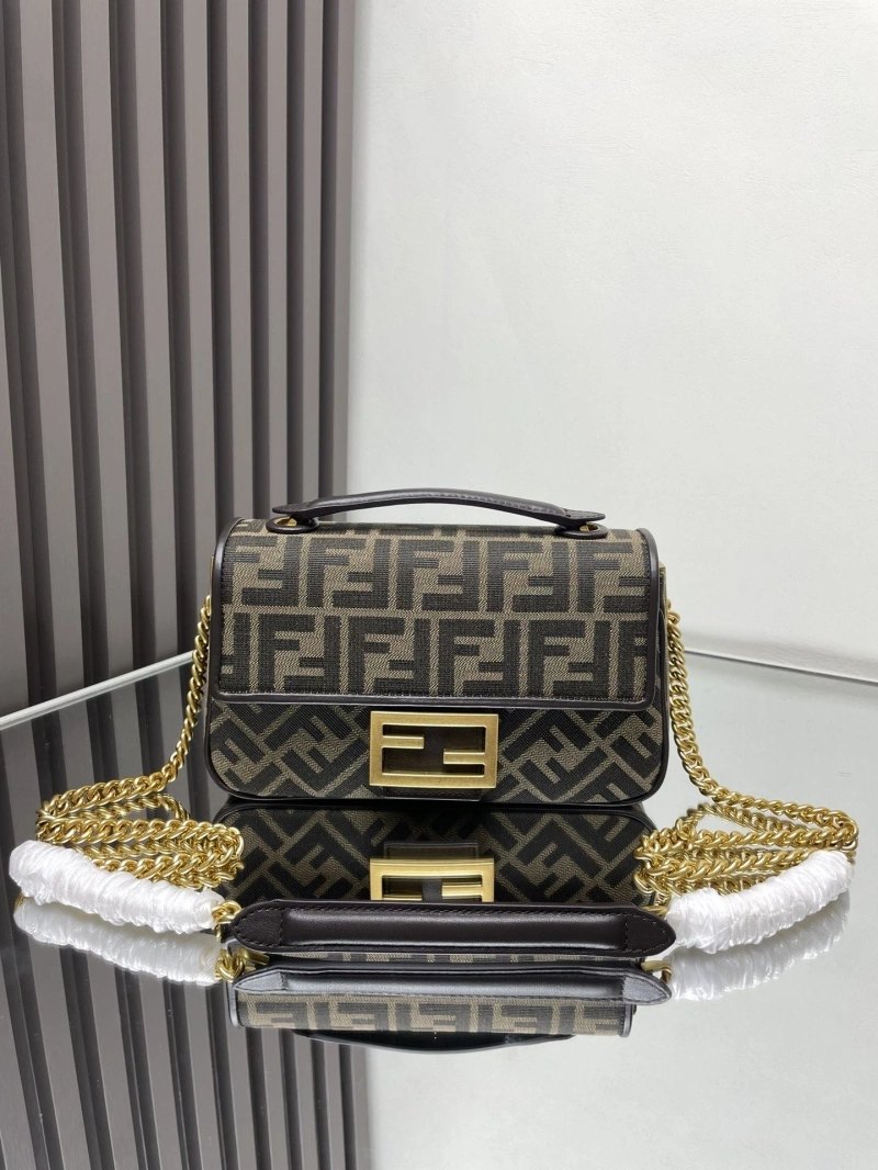 F**di baguette bags 4222c-0867