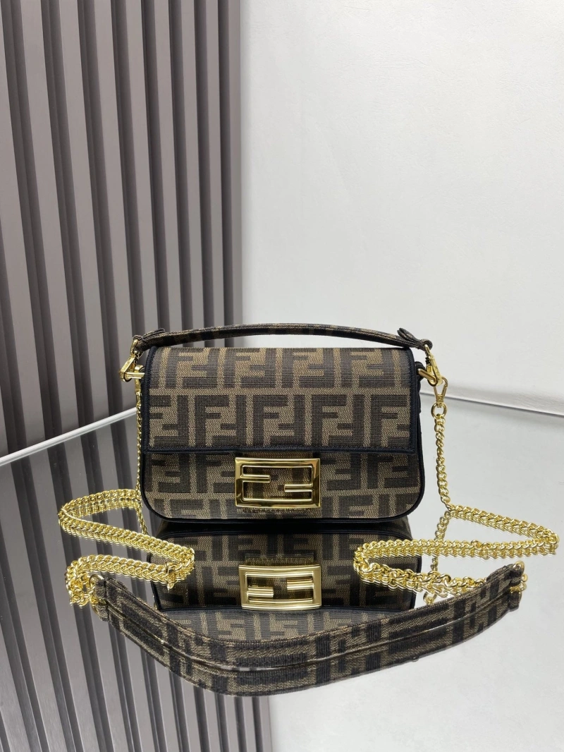 F**di baguette bags 4222c-0868