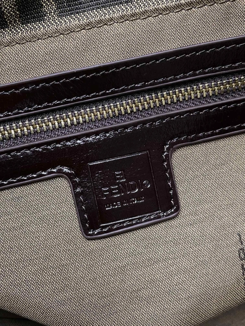 F**di baguette bags 4222c-0870