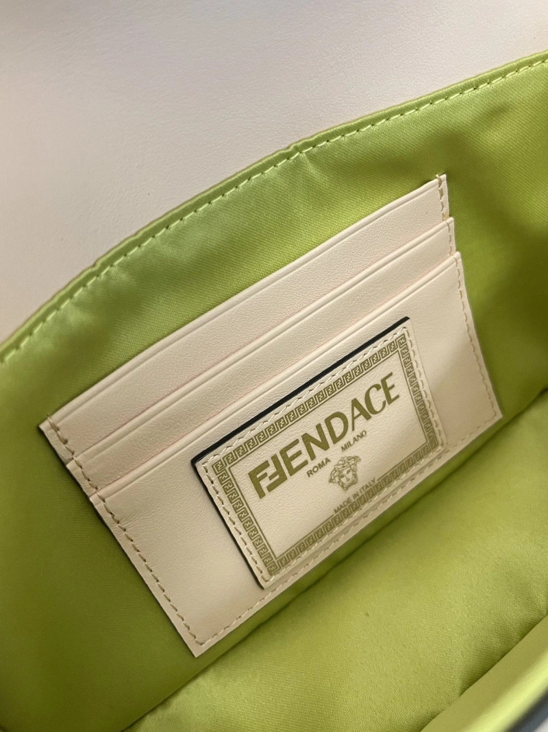 F**di baguette bags 4222c-0881