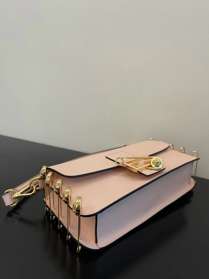 F**di baguette bags 4222c-0882