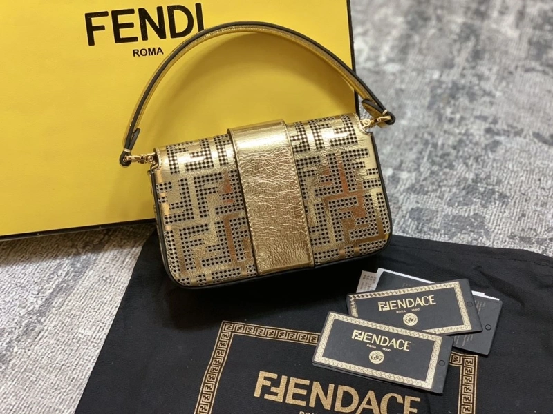 F**di baguette bags 4222c-0887