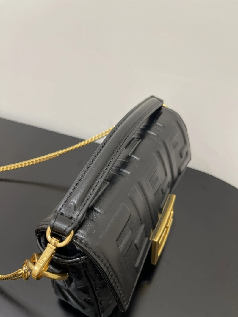 F**di baguette bags 4222c-0890
