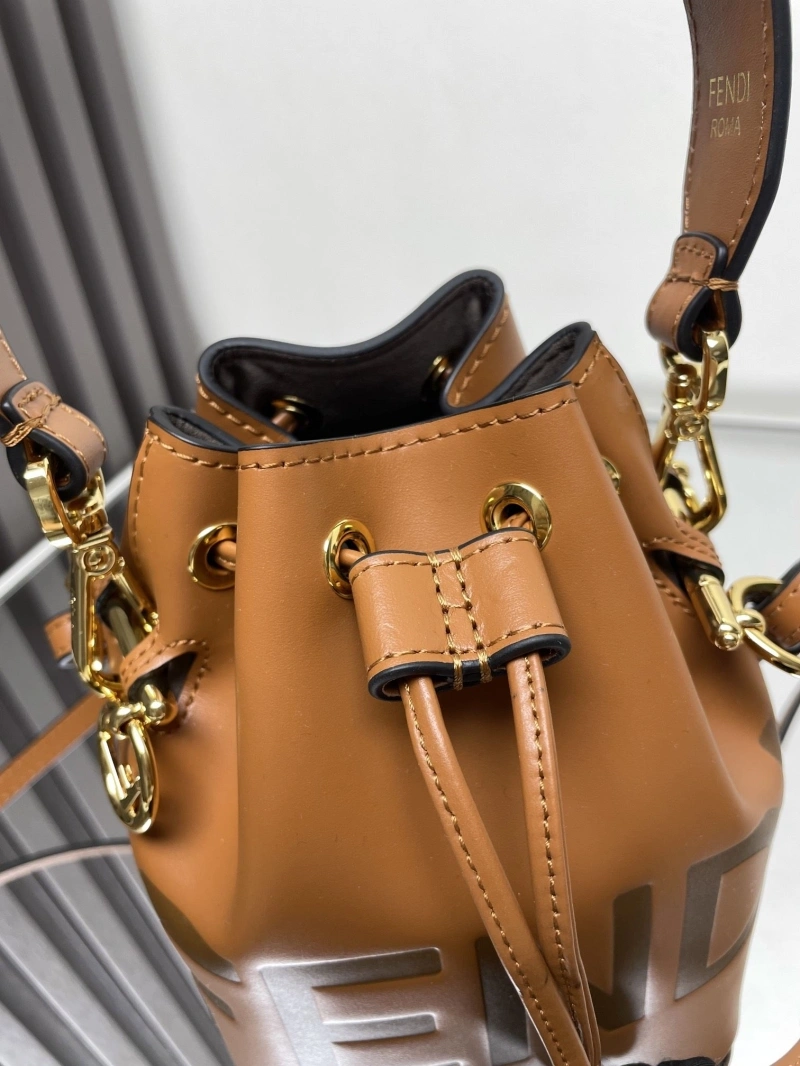 F**di bucket bags 4222c-0910