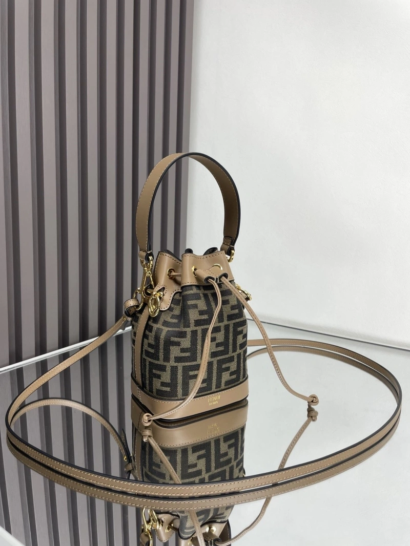 F**di bucket bags 4222c-0914