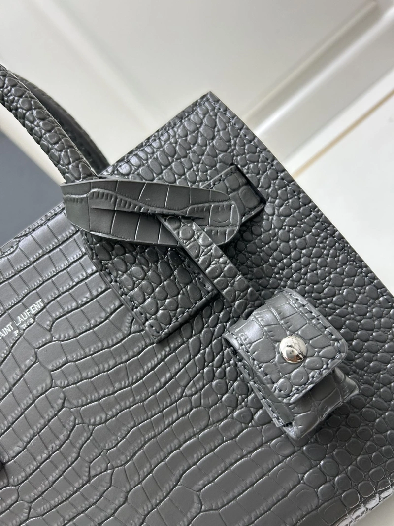 Y51 top handle bags 4224-0009