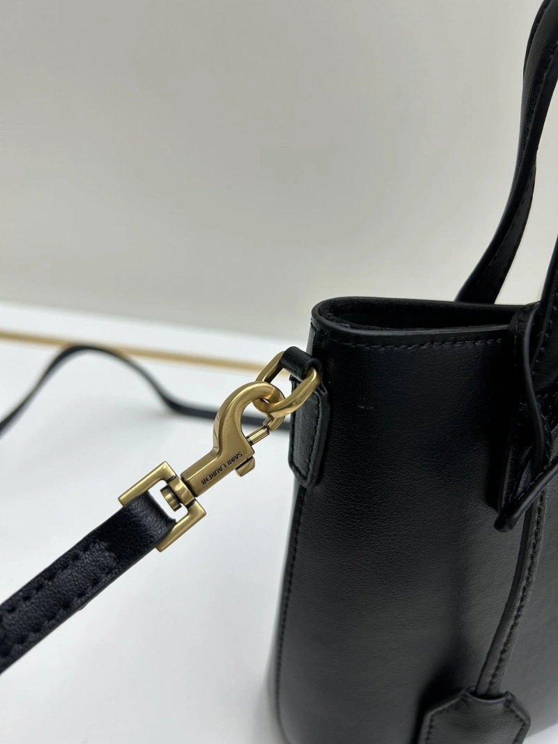 Y51 top handle bags 4224-0052
