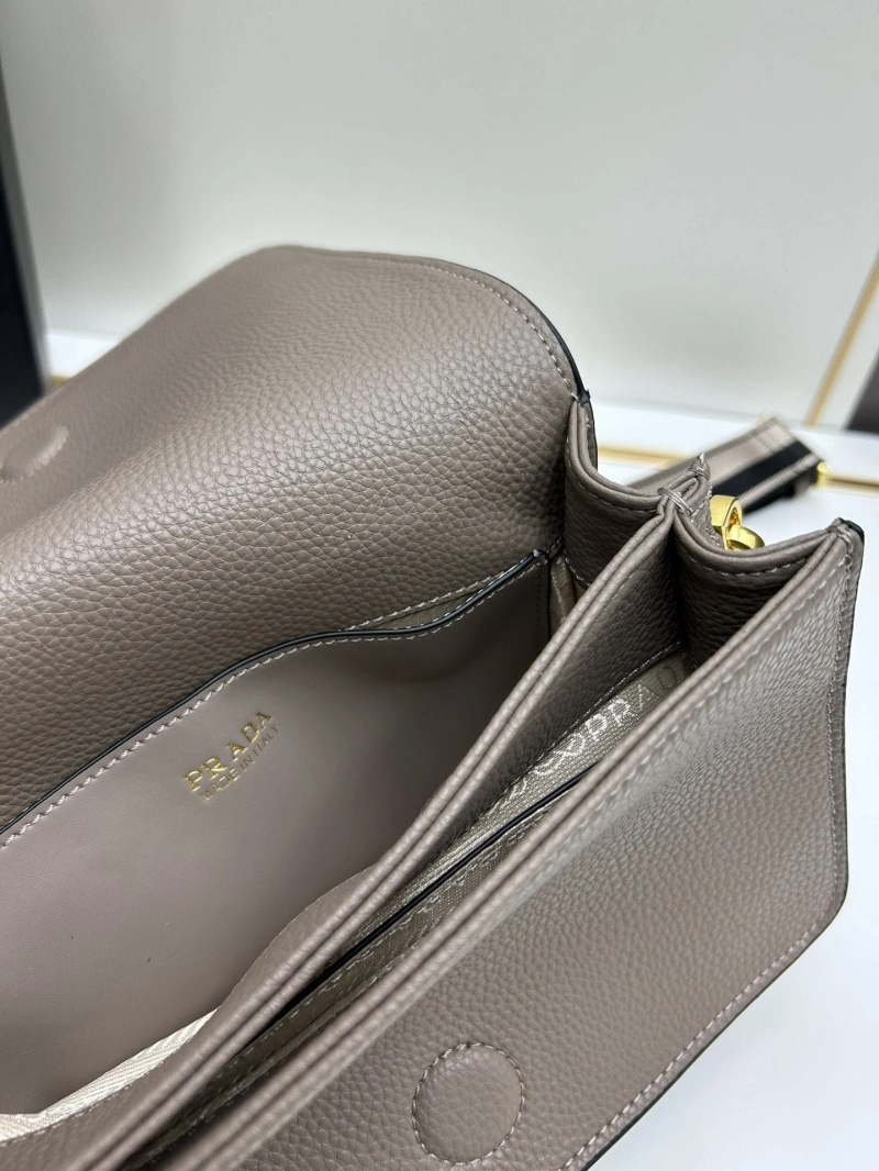Pra*a satchel bags 4224-0078