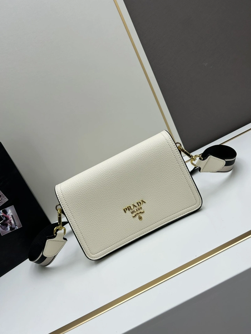 Pra*a satchel bags 4224-0082