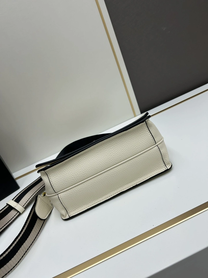 Pra*a satchel bags 4224-0082