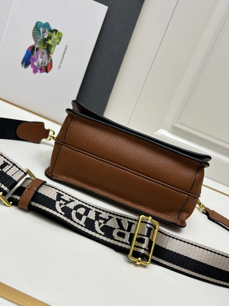 Pra*a satchel bags 4224-0143