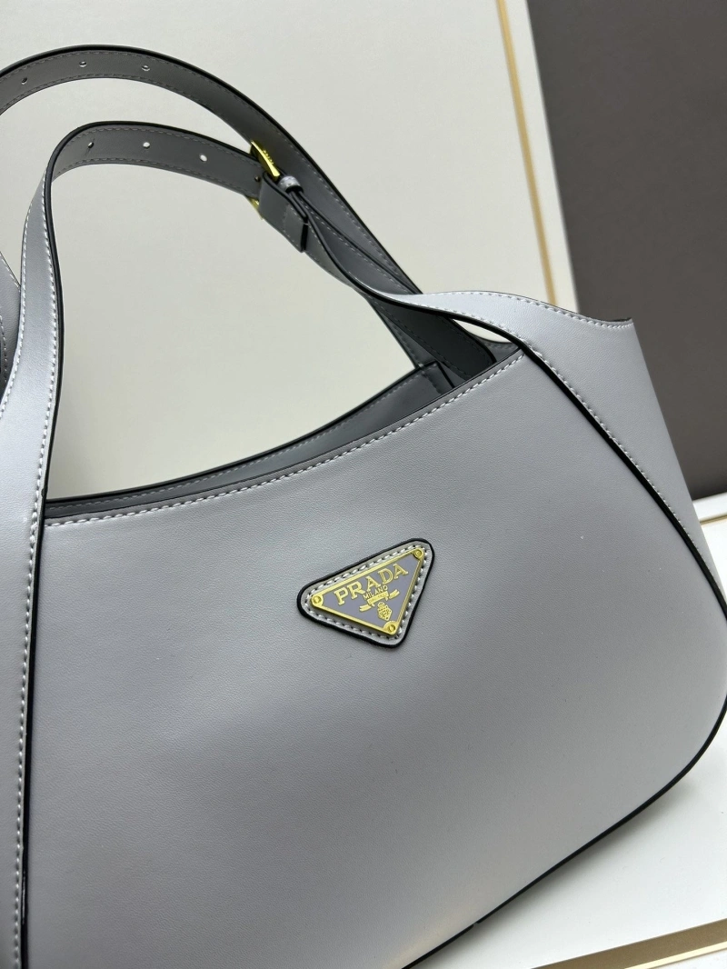 F**di top handle bags 4224-0273