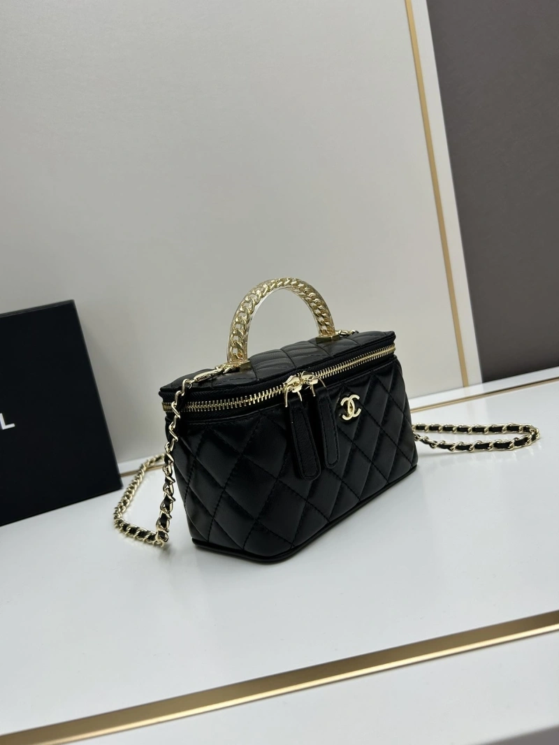 Ch**el cosmetic bags 4224-0333