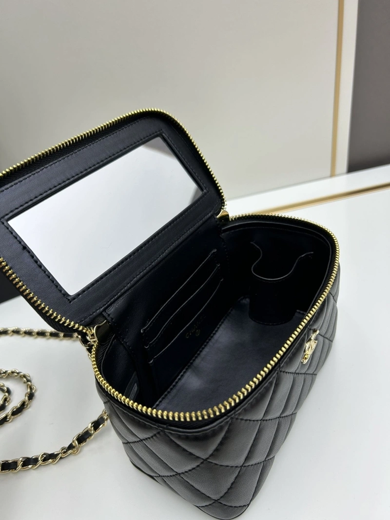 Ch**el cosmetic bags 4224-0333