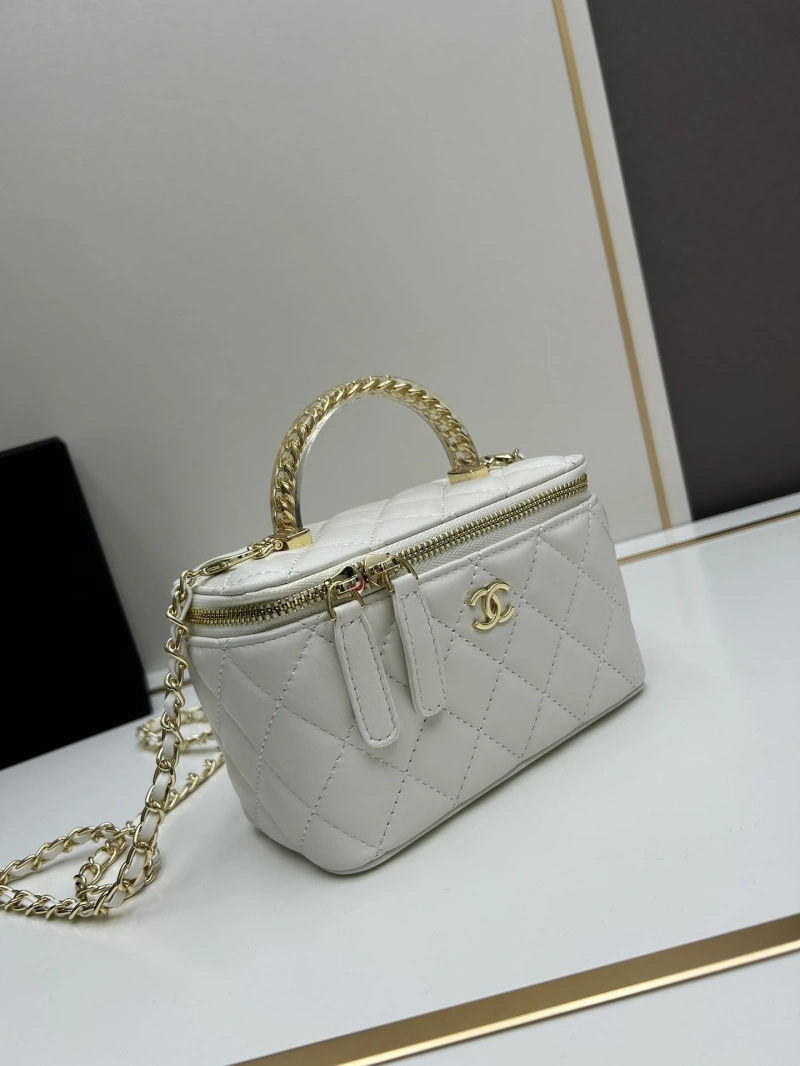 Ch**el cosmetic bags 4224-0335