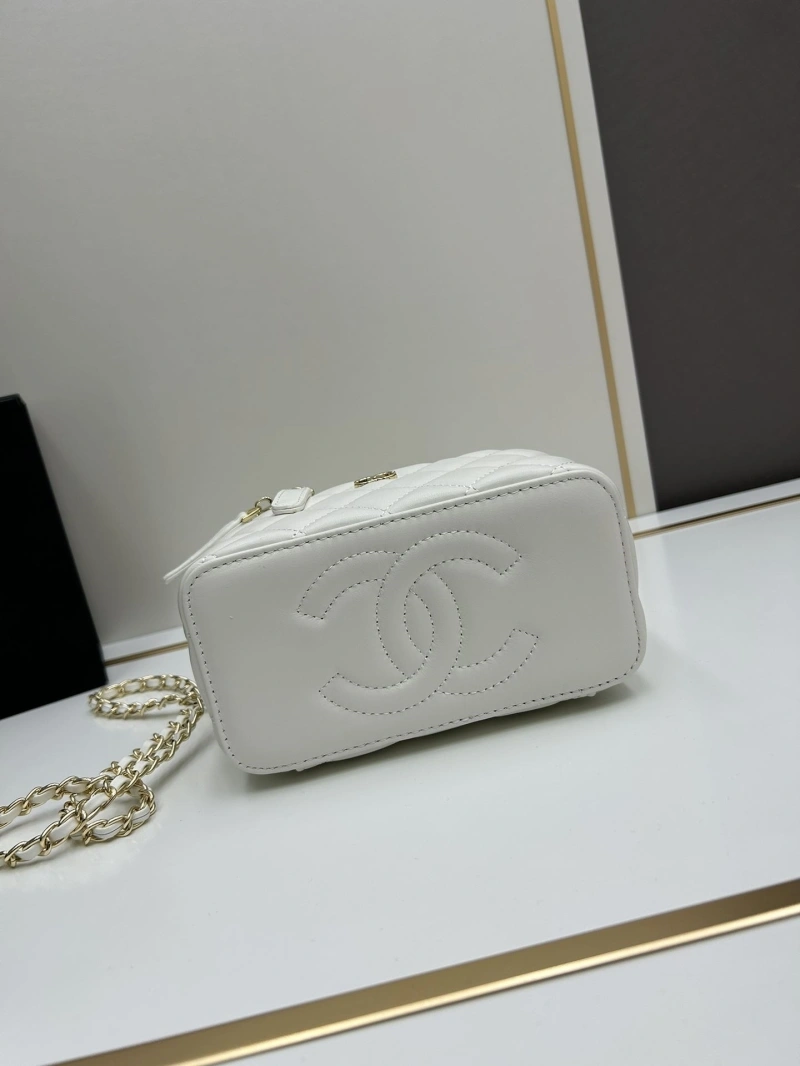 Ch**el cosmetic bags 4224-0335