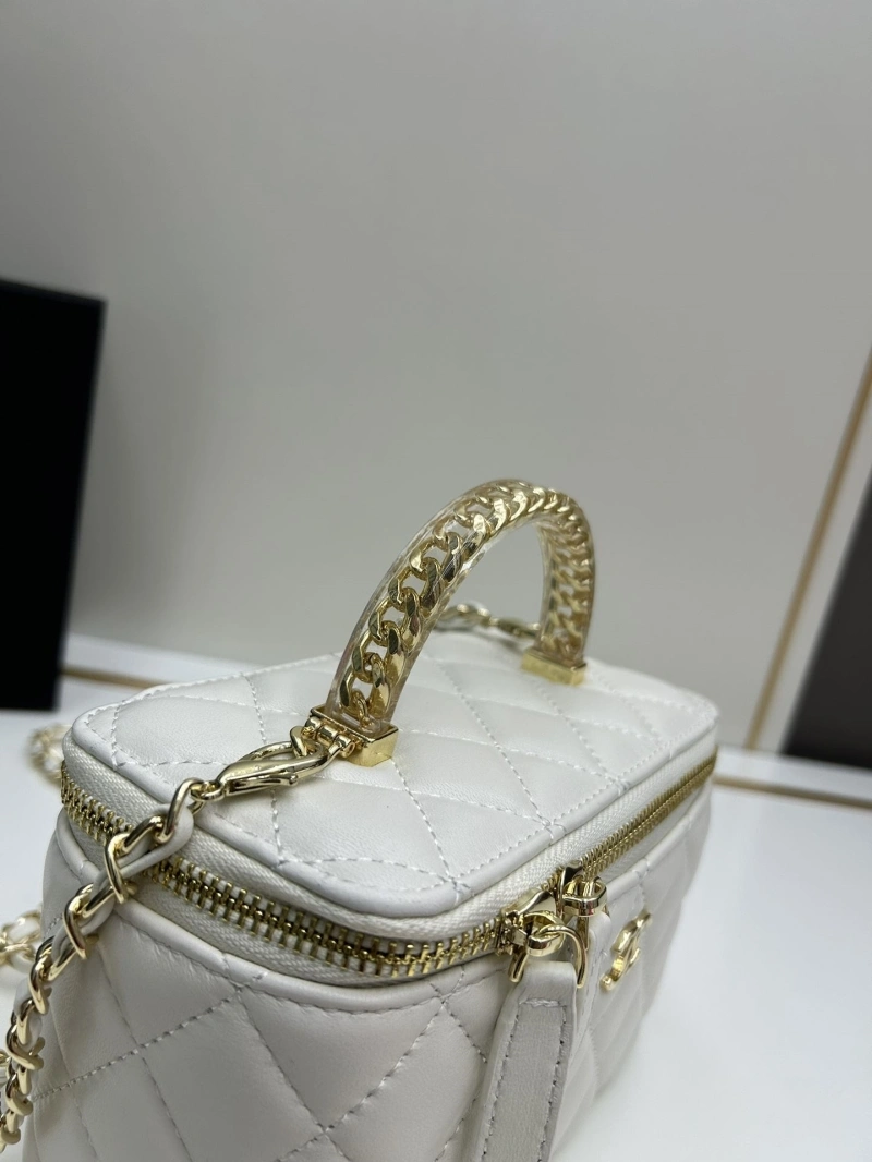 Ch**el cosmetic bags 4224-0335