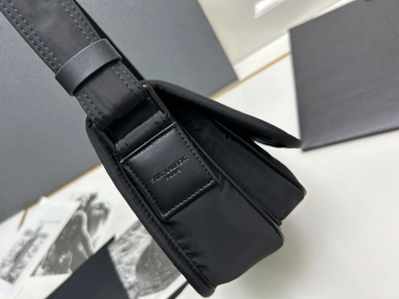 Y51 satchel bags 4224-0347
