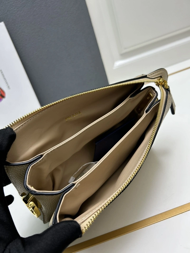 Pra*a satchel bags 4224-0538