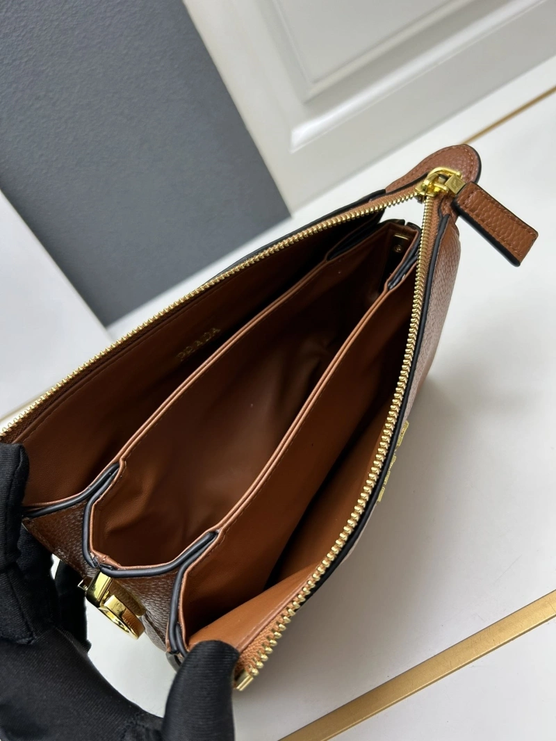 Pra*a satchel bags 4224-0542