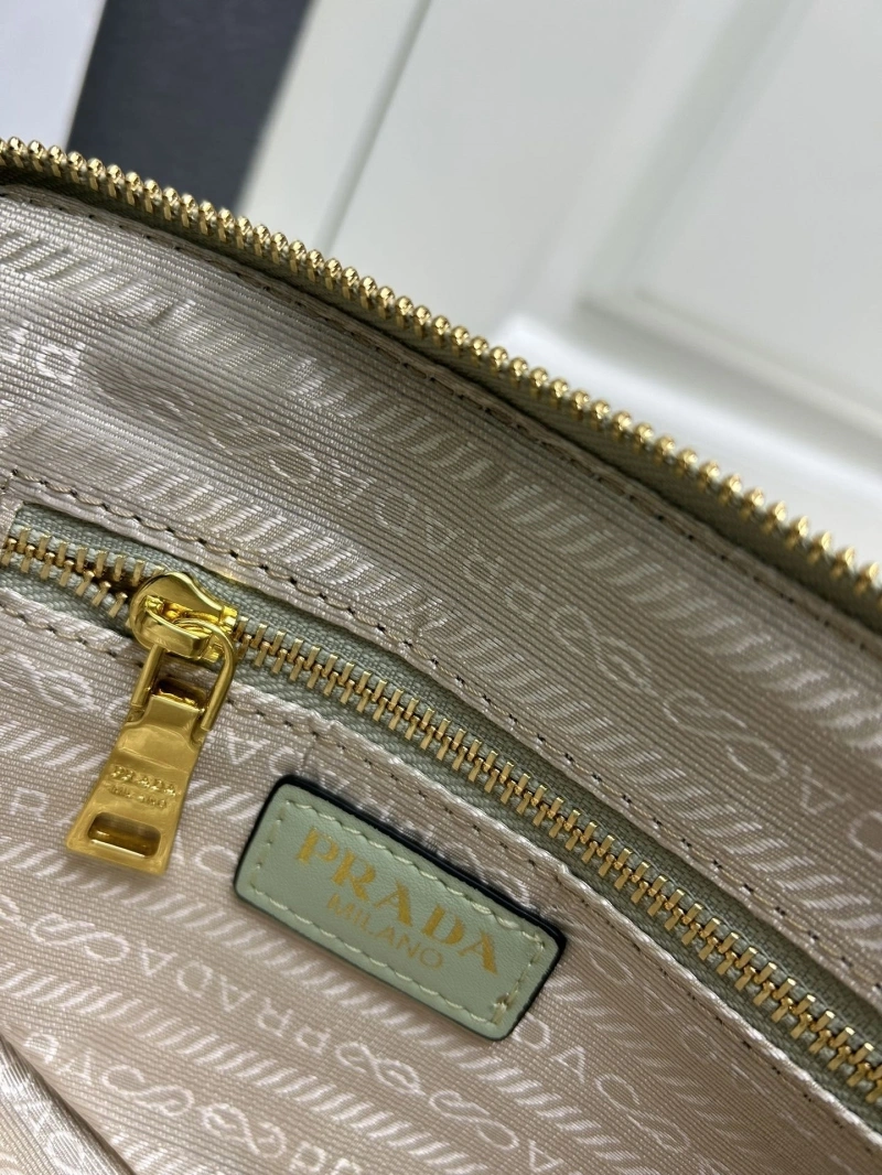 Pra*a satchel bags 4224-0567
