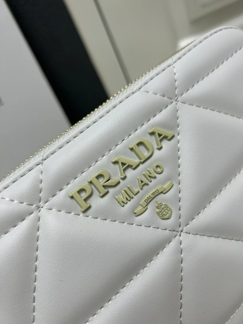 Pra*a satchel bags 4224-0568