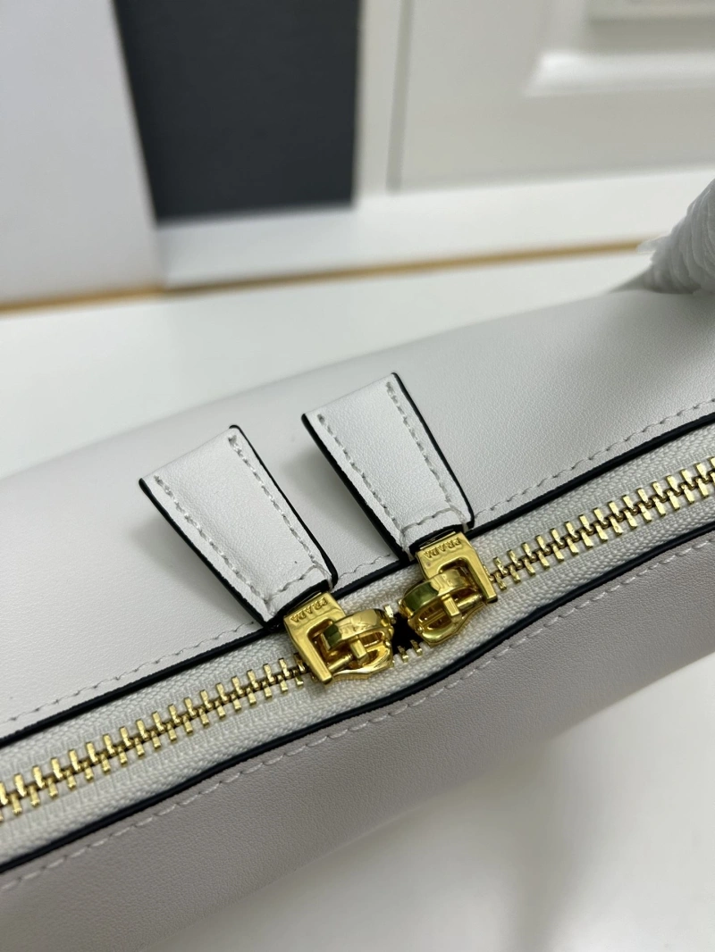 Pra*a top handle bags 4224-0573
