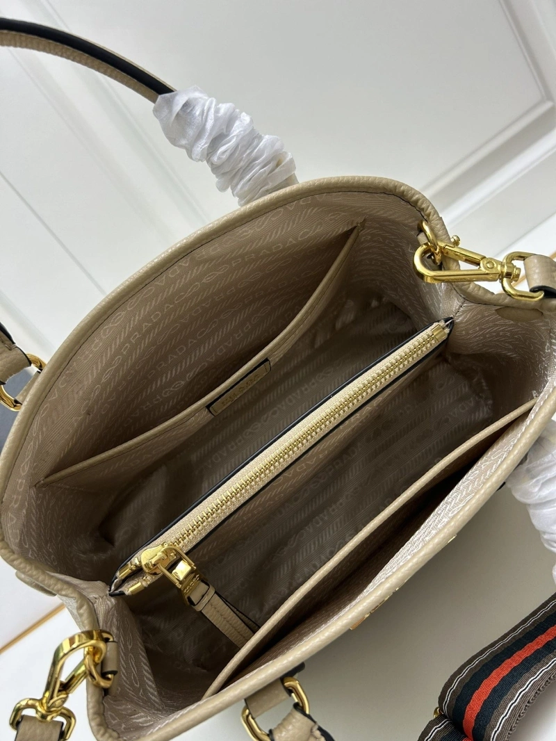 Pra*a top handle bags 4224-0721