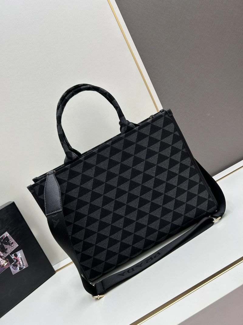 Pra*a shopping bags 4224-0732