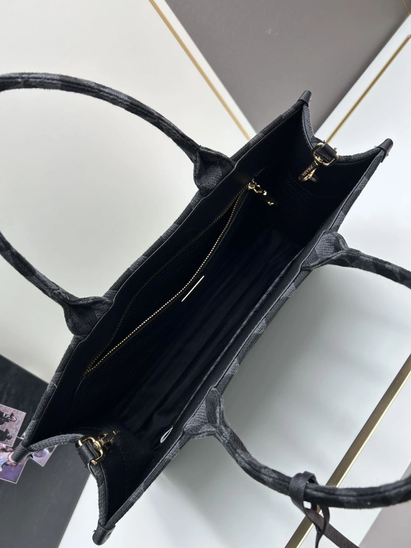 Pra*a shopping bags 4224-0732