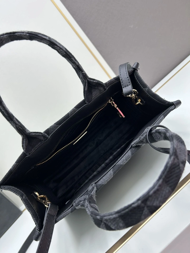 Pra*a shopping bags 4224-0734
