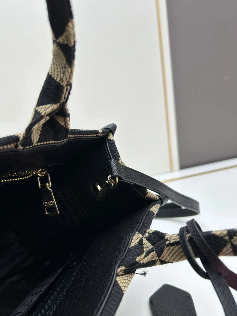 Pra*a shopping bags 4224-0735
