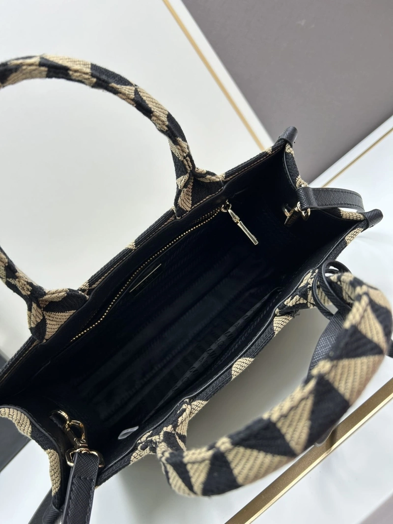 Pra*a shopping bags 4224-0735