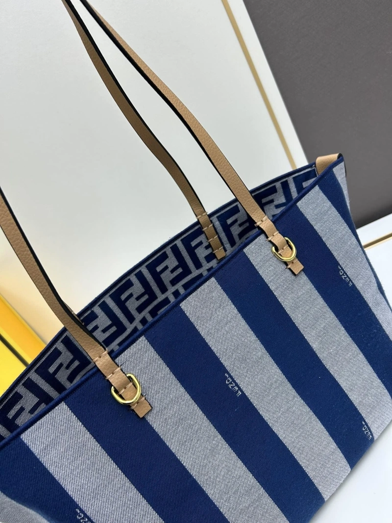 F**di shopping bags 4224-0771