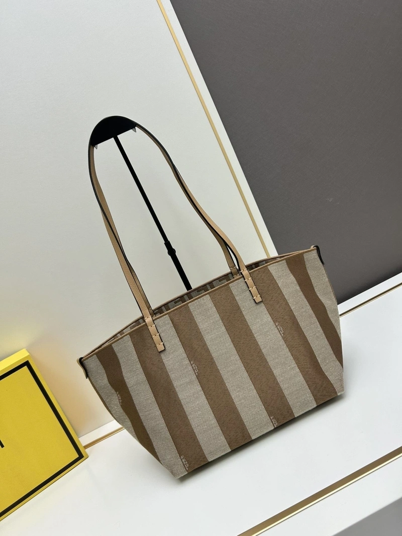 F**di shopping bags 4224-0772