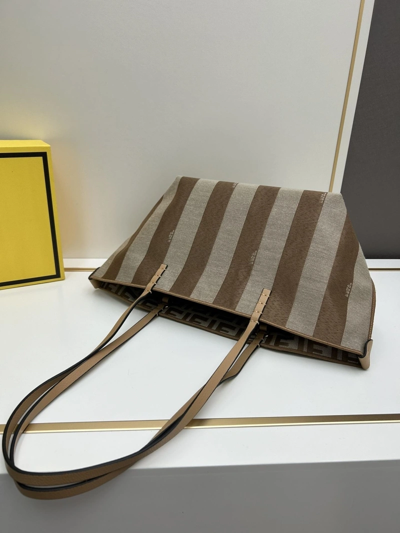 F**di shopping bags 4224-0772