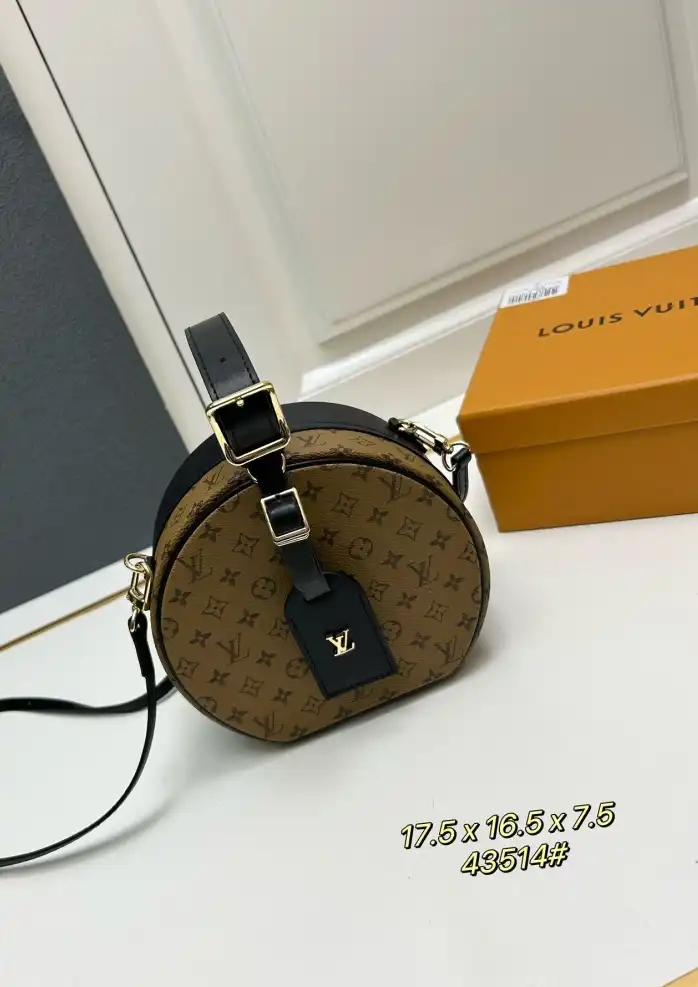 LV Round Bags 4224-0786