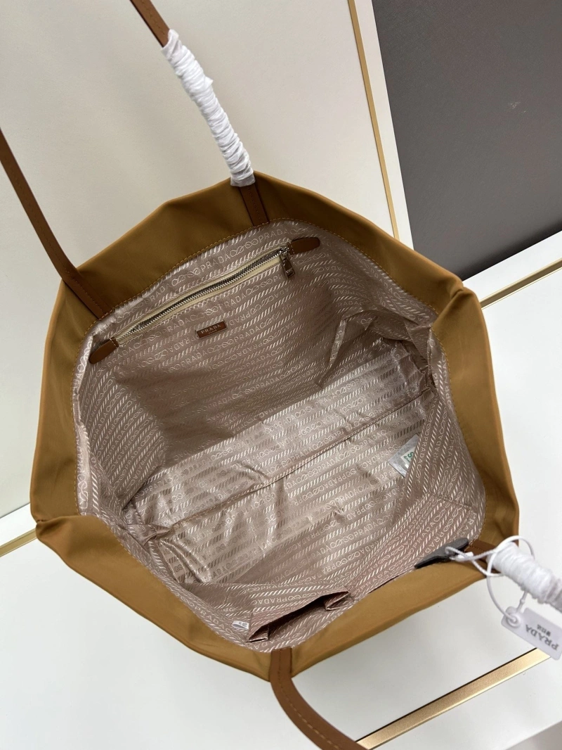 Pra*a shopping bags 4224-0854